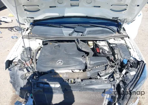 2020 Mercedes-Benz Gla 250 z USA, uszkodzony, nr VIN WDCTG4EB7LJ650138